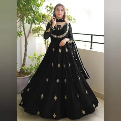 3 Pcs Women's Stitched Organza Embroidered Maxi Suit